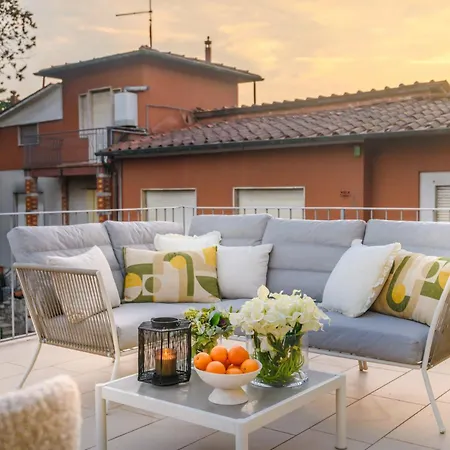The Terrace Lucca